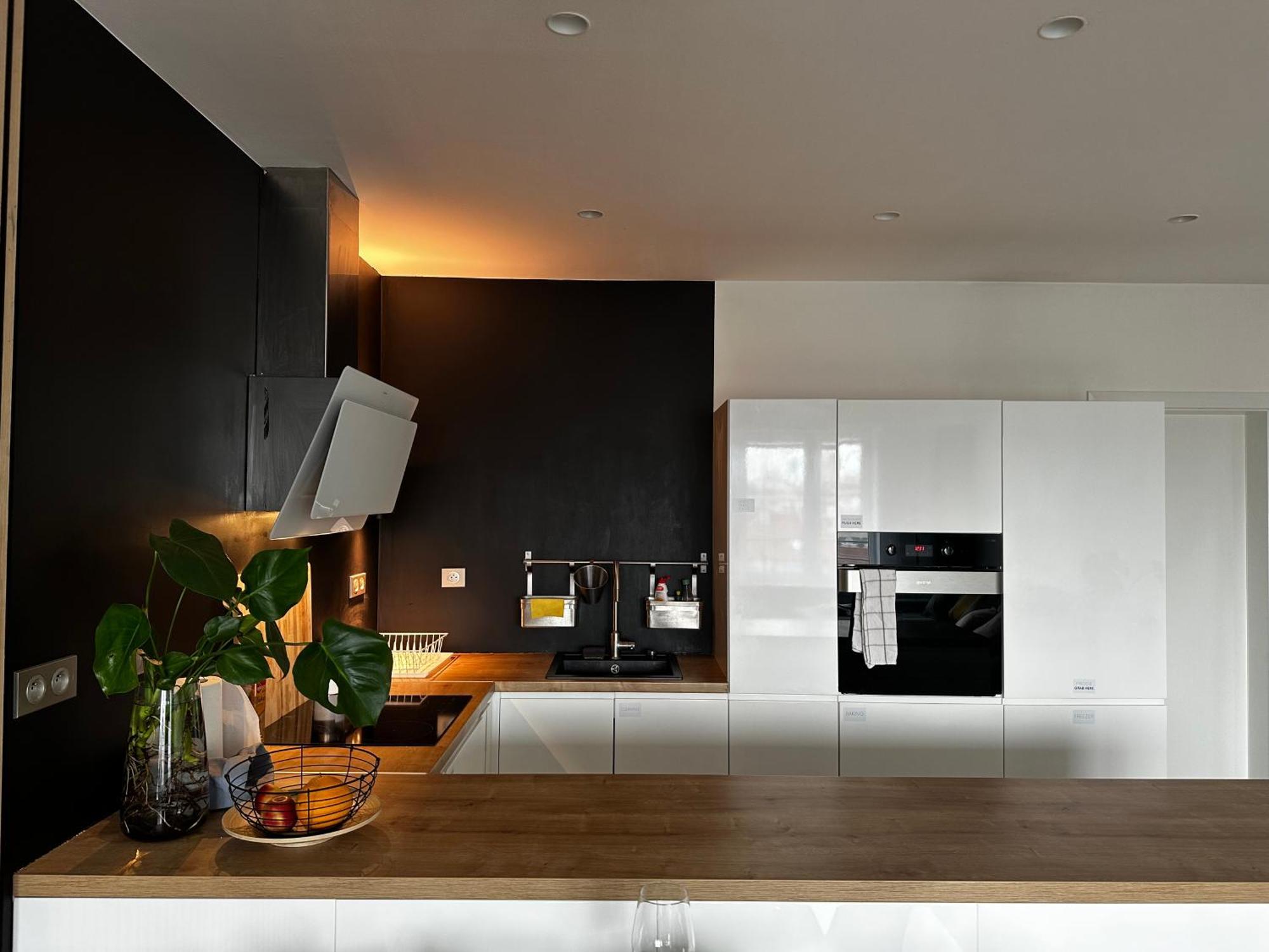 Ferienwohnung Urban Zenhouse No.2 - Breakfast Included Pressburg Exterior foto