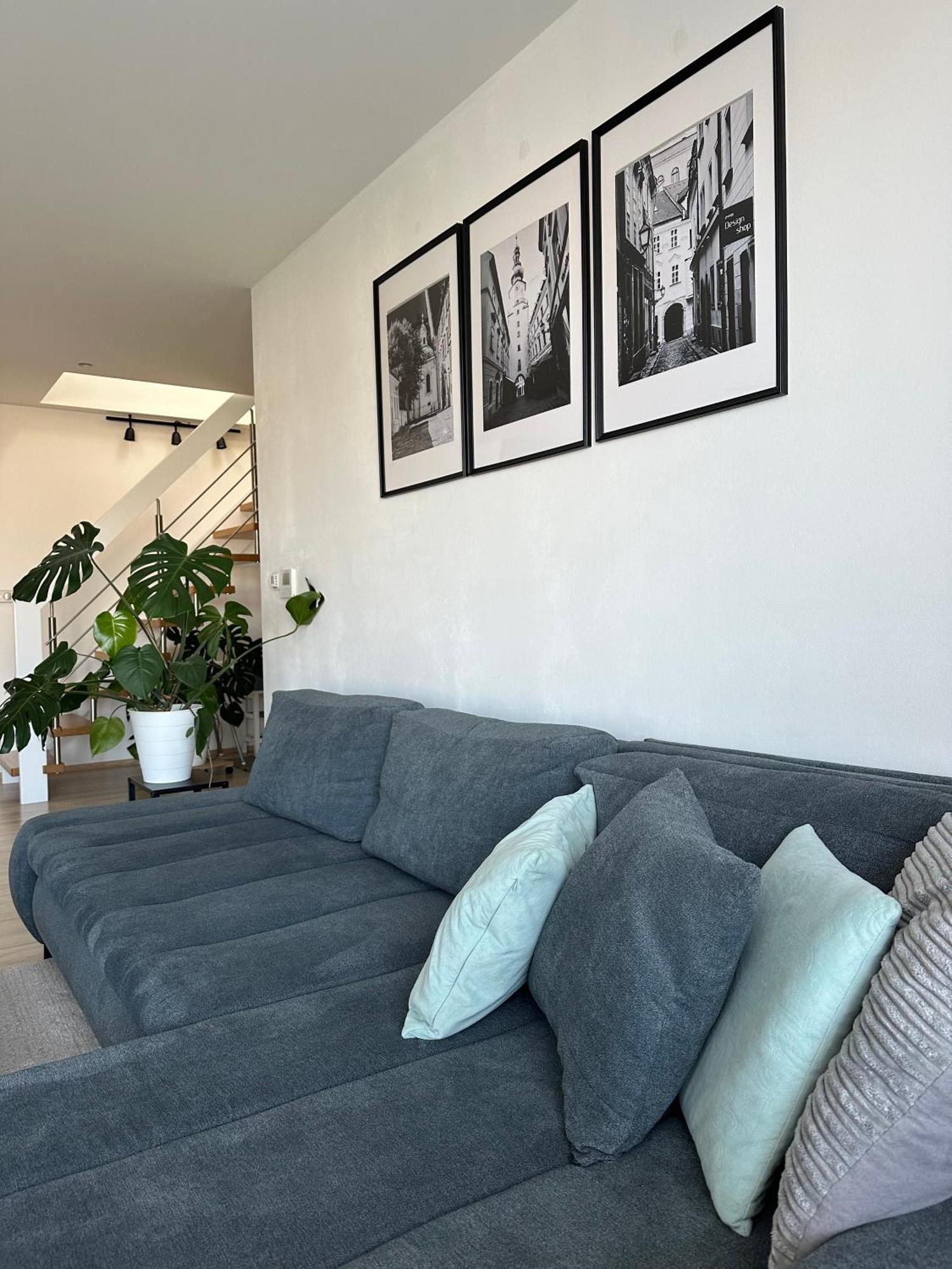 Ferienwohnung Urban Zenhouse No.2 - Breakfast Included Pressburg Exterior foto