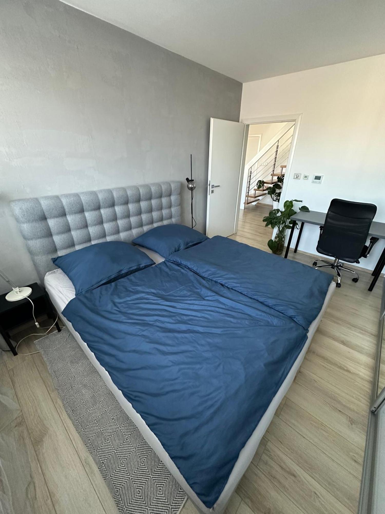 Ferienwohnung Urban Zenhouse No.2 - Breakfast Included Pressburg Exterior foto
